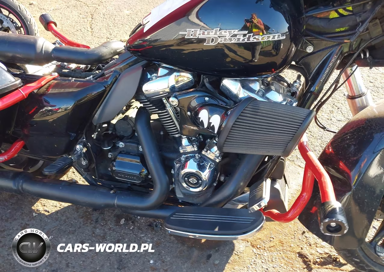 2019 Harley-Davidson Flhx VIN:1HD1KBC18KB646391 - 8