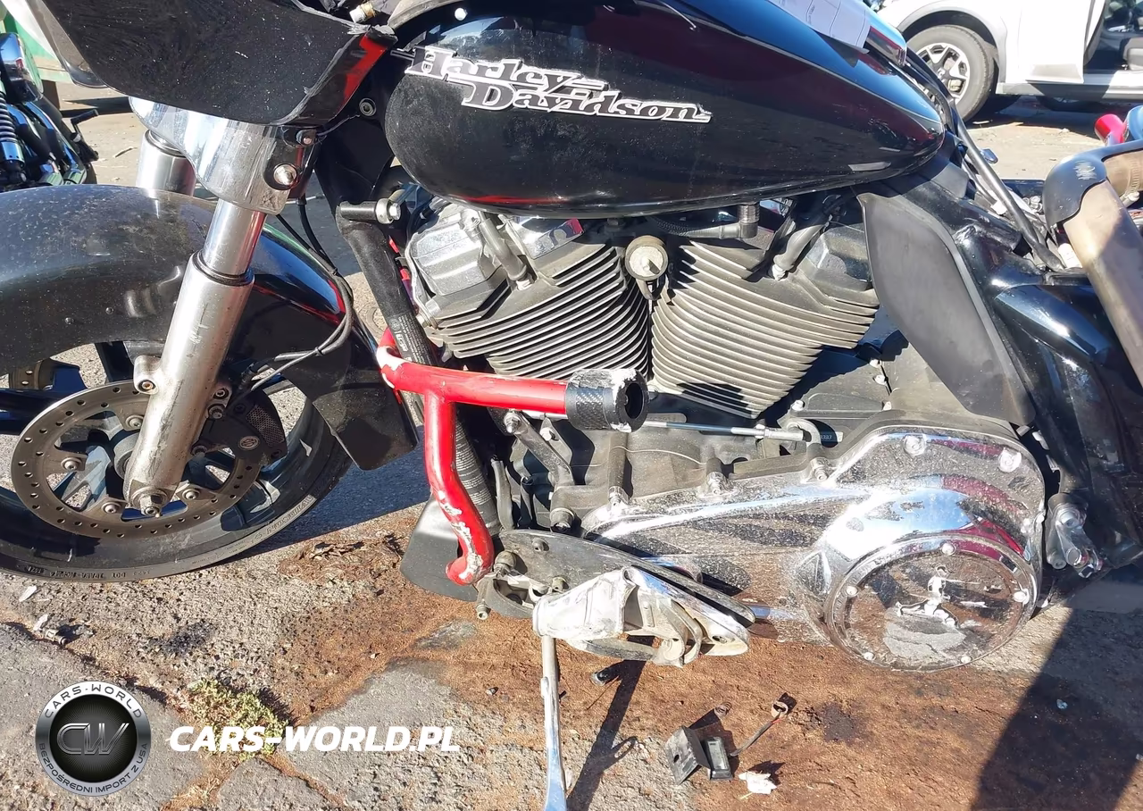 2019 Harley-Davidson Flhx VIN:1HD1KBC18KB646391 - 9