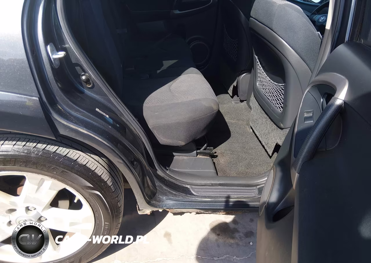 2006 Toyota Rav4 Sport V6 VIN:JTMBK32V566003933 - 8