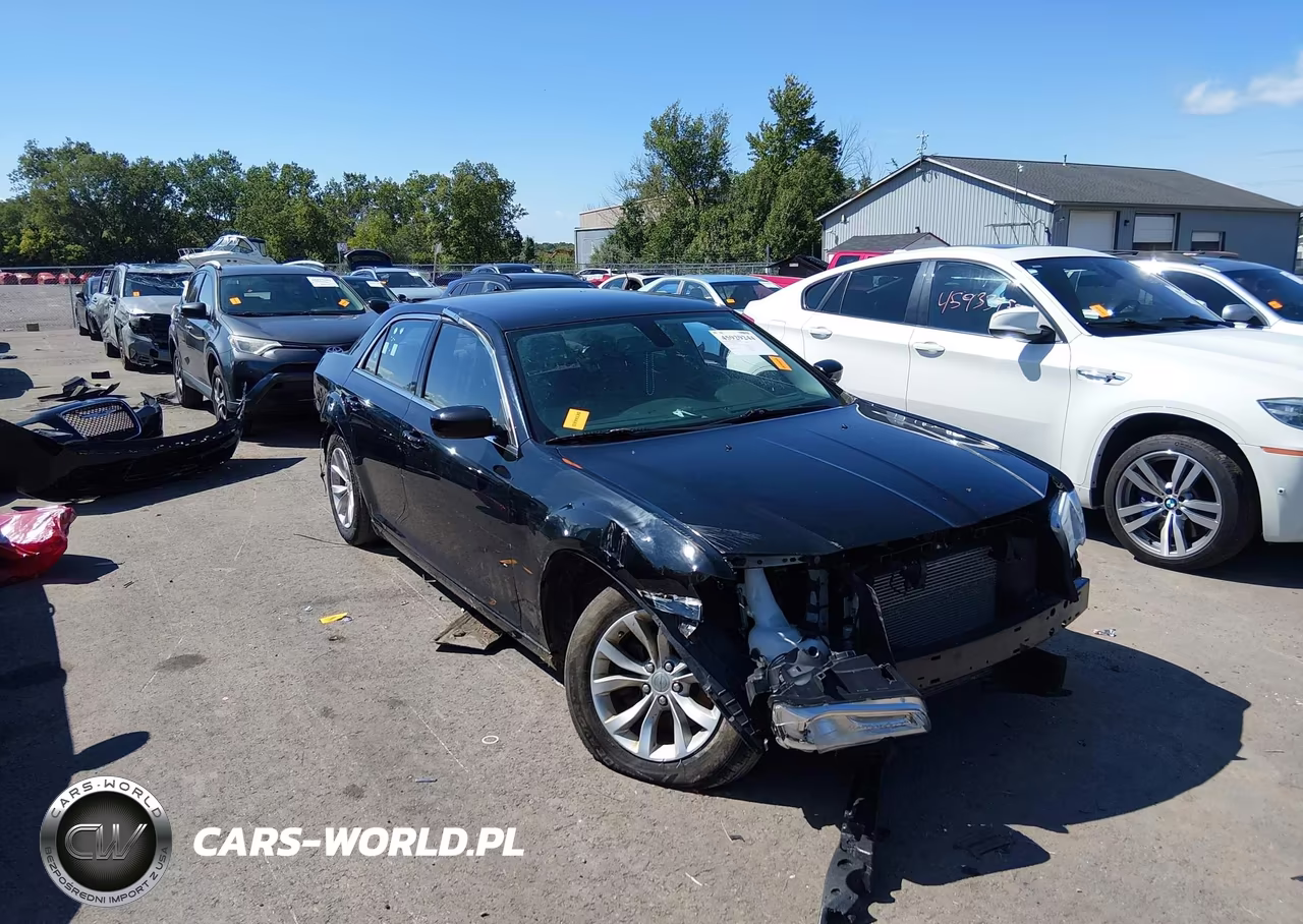 2021 Chrysler 300 Touring – zdjęcie 1 z 17