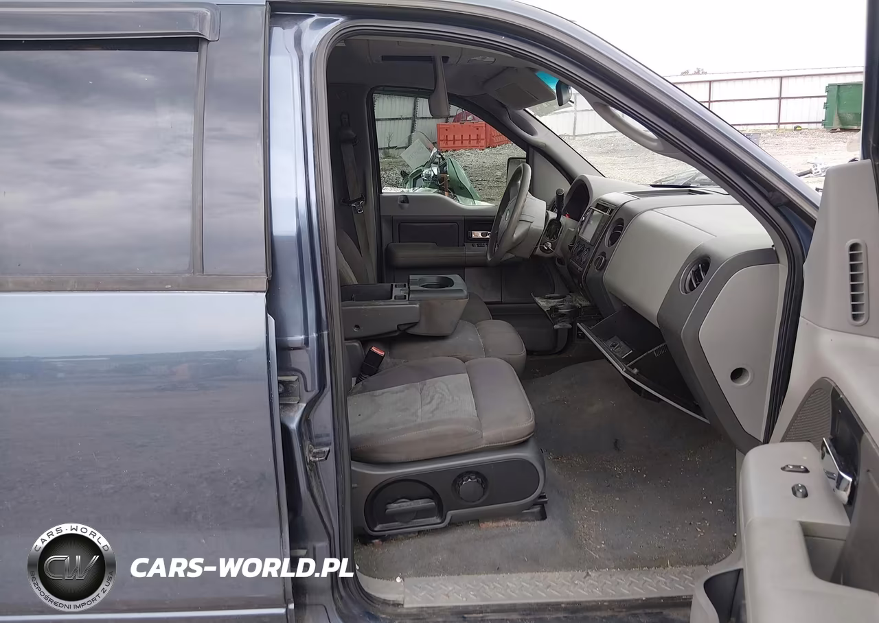 2004 Ford F-150 Xlt VIN:1FTRW12W84KC33213 - 5