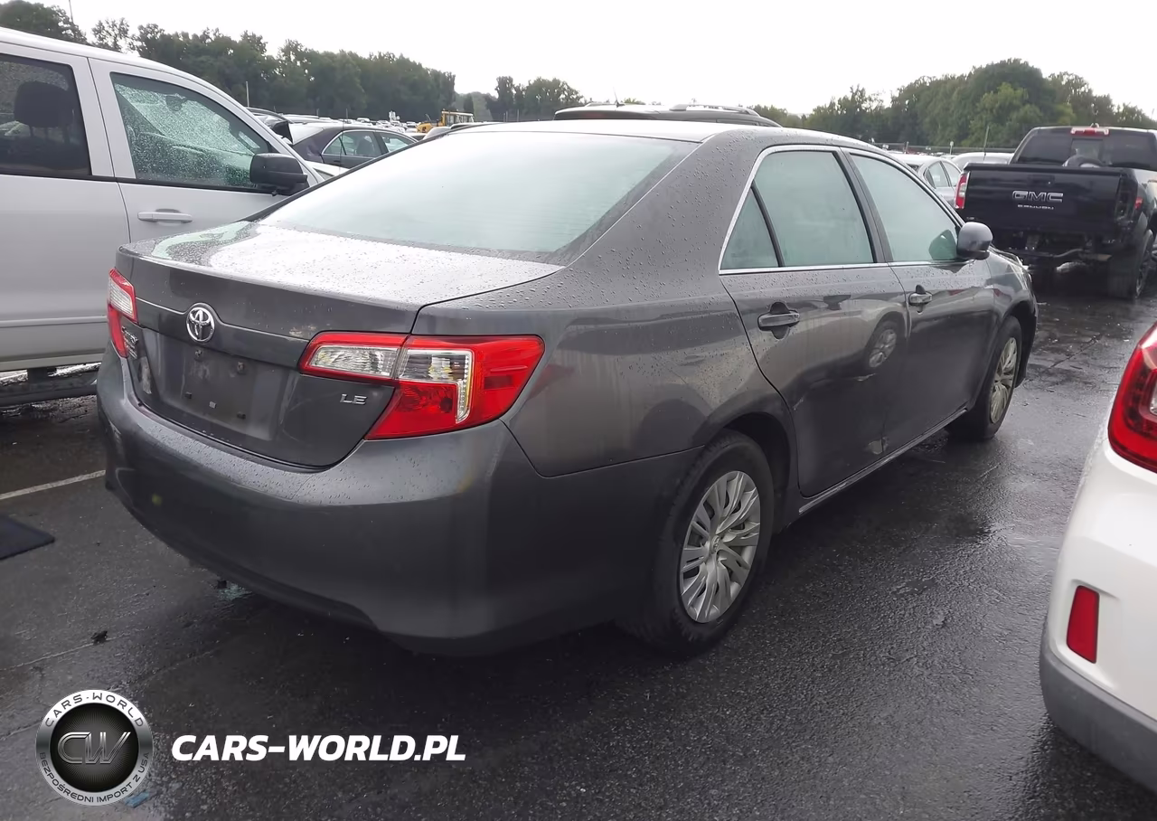 2014 Toyota Camry Le VIN:4T1BF1FK5EU340777 - 4