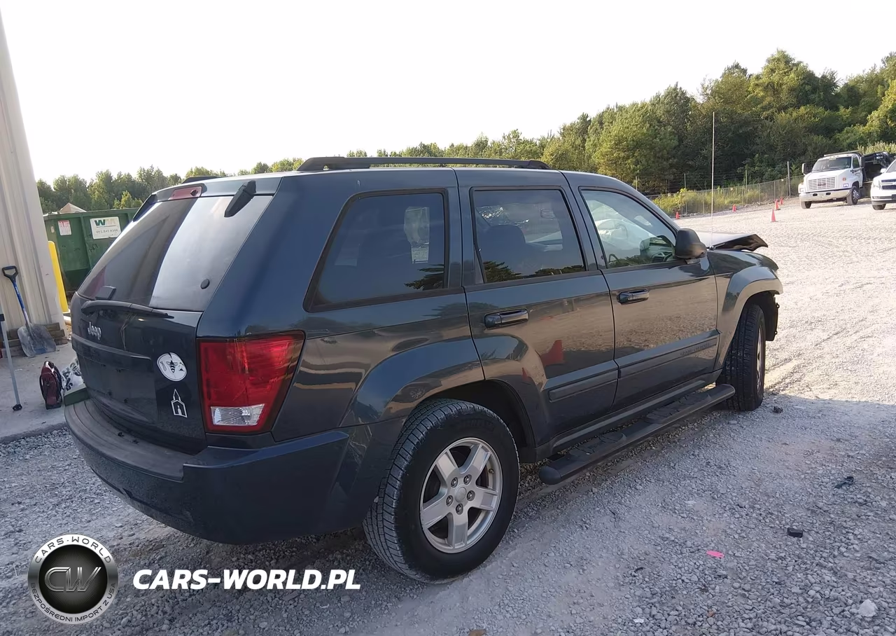 2007 Jeep Grand Cherokee Laredo VIN:1J8GR48K97C500435 - 4