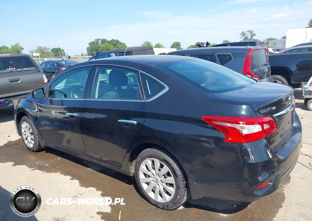 2017 Nissan Sentra S VIN:3N1AB7AP3HY334188 - 13
