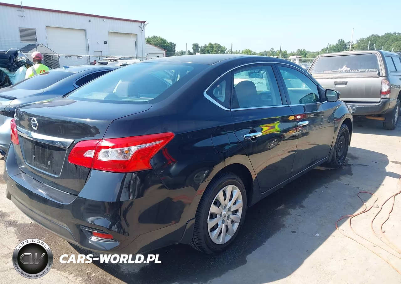 2017 Nissan Sentra S VIN:3N1AB7AP3HY334188 - 4