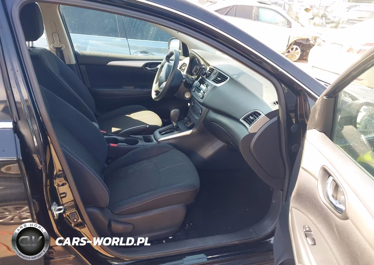 2017 Nissan Sentra S VIN:3N1AB7AP3HY334188 - 5