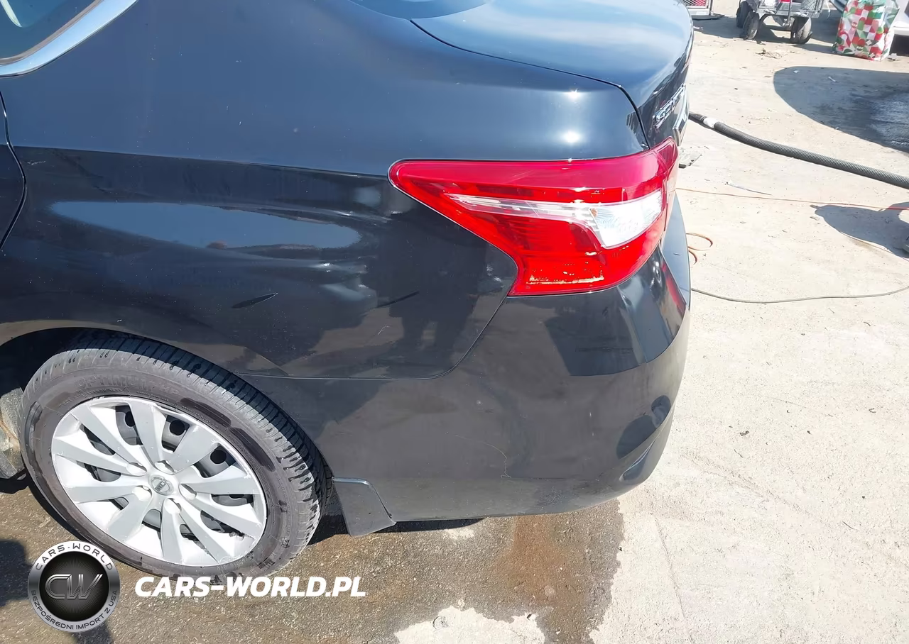 2017 Nissan Sentra S VIN:3N1AB7AP3HY334188 - 6