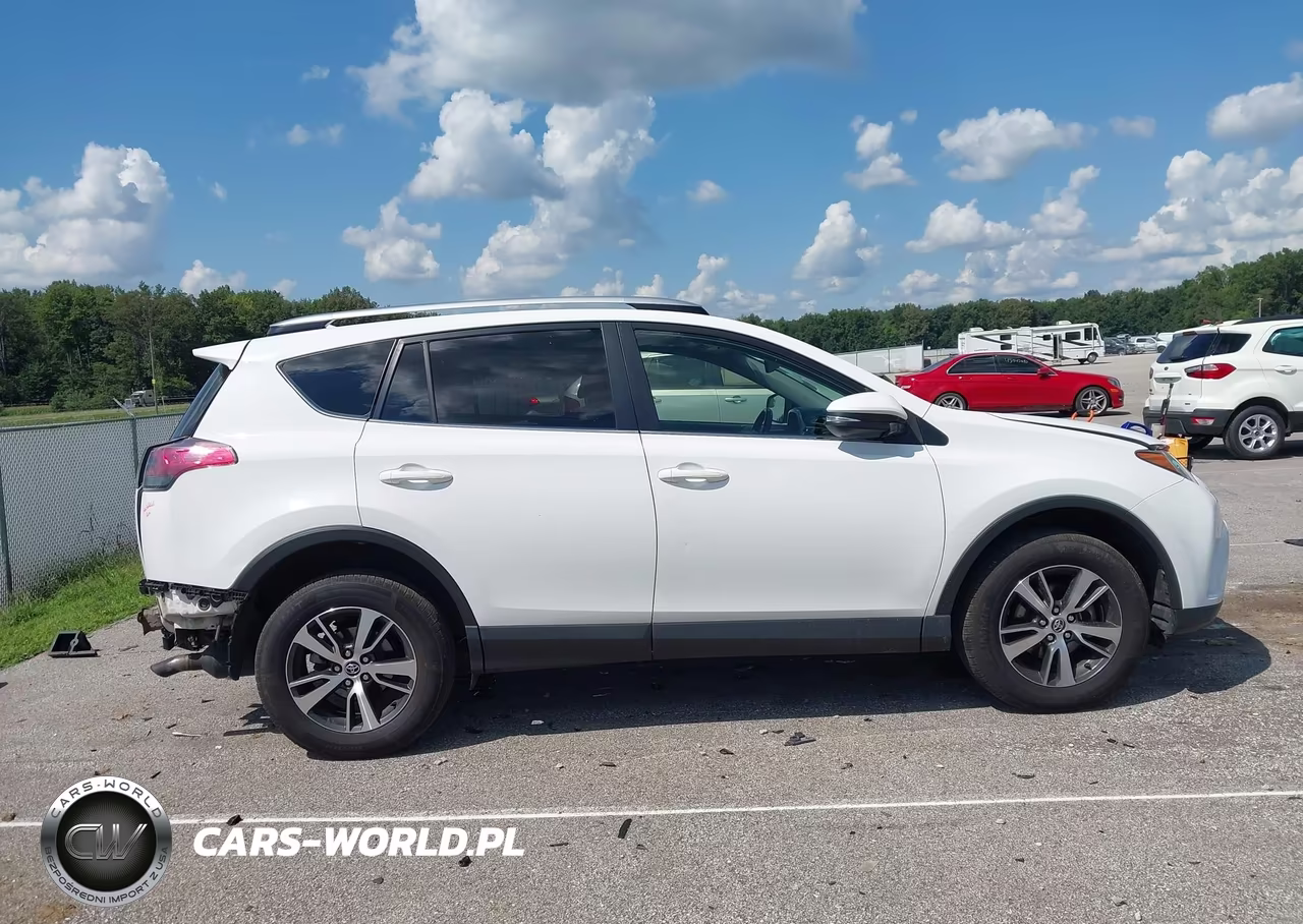 2016 Toyota Rav4 Xle VIN:JTMRFREV6GD196186 - 14