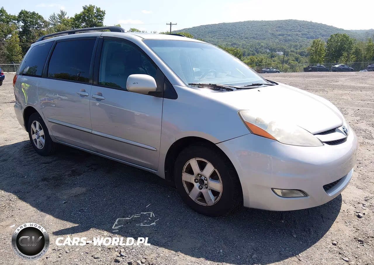 2008 Toyota Sienna Xle – zdjęcie 1 z 12