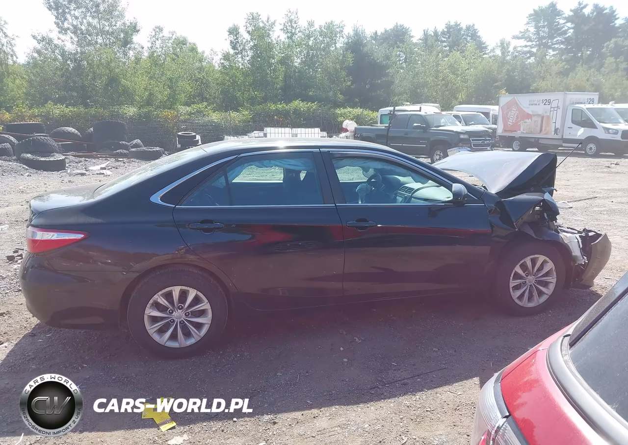 2017 Toyota Camry Le VIN:4T1BF1FK6HU723924 - 14