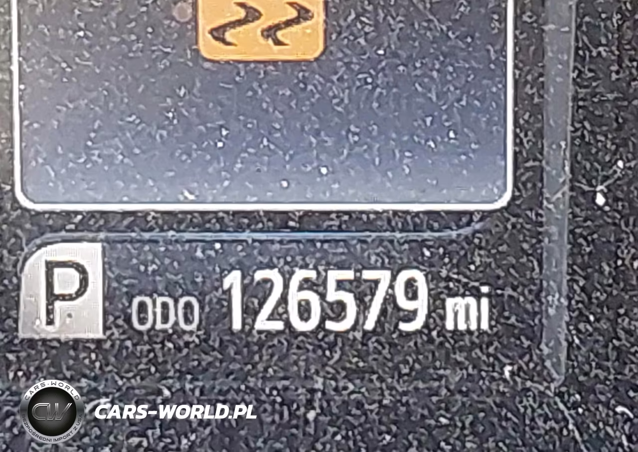 2017 Toyota Camry Le VIN:4T1BF1FK6HU723924 - 16
