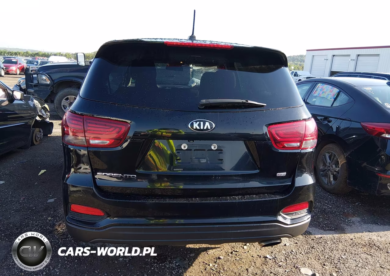 2019 Kia Sorento 2.4L L VIN:5XYPG4A35KG578506 - 16