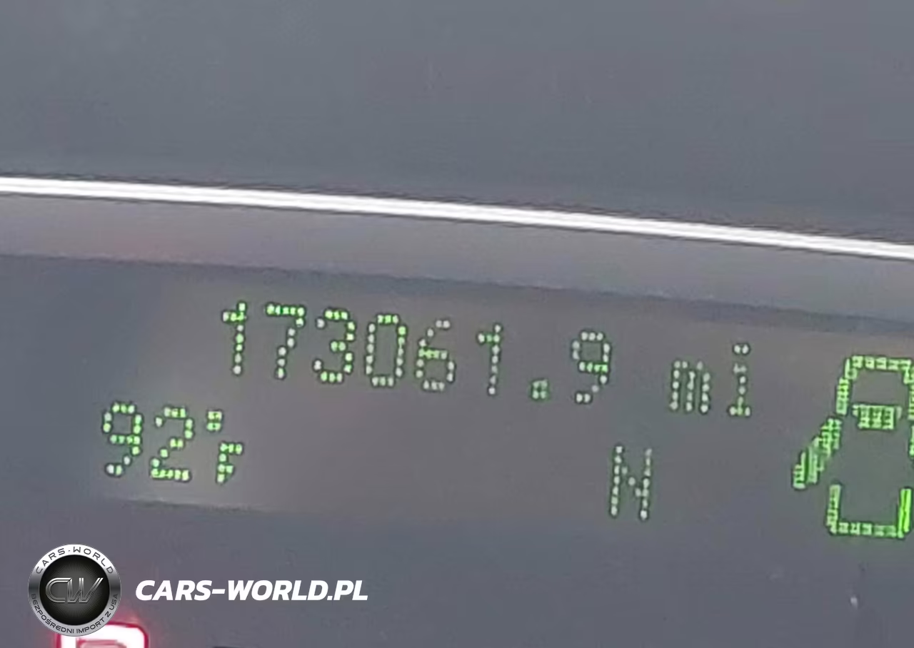 2010 Ford Expedition Xlt VIN:1FMJU1F50AEB49736 - 15