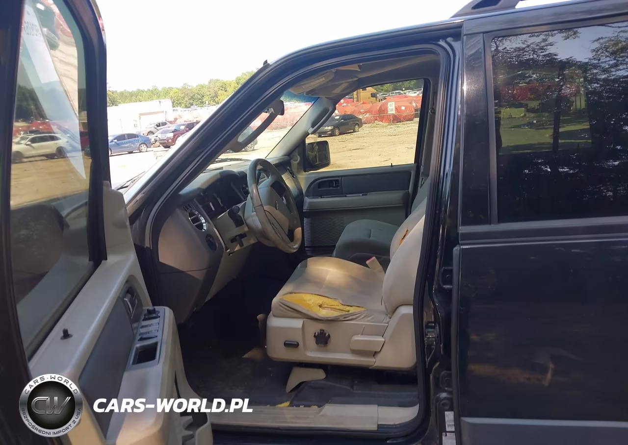 2010 Ford Expedition Xlt VIN:1FMJU1F50AEB49736 - 5