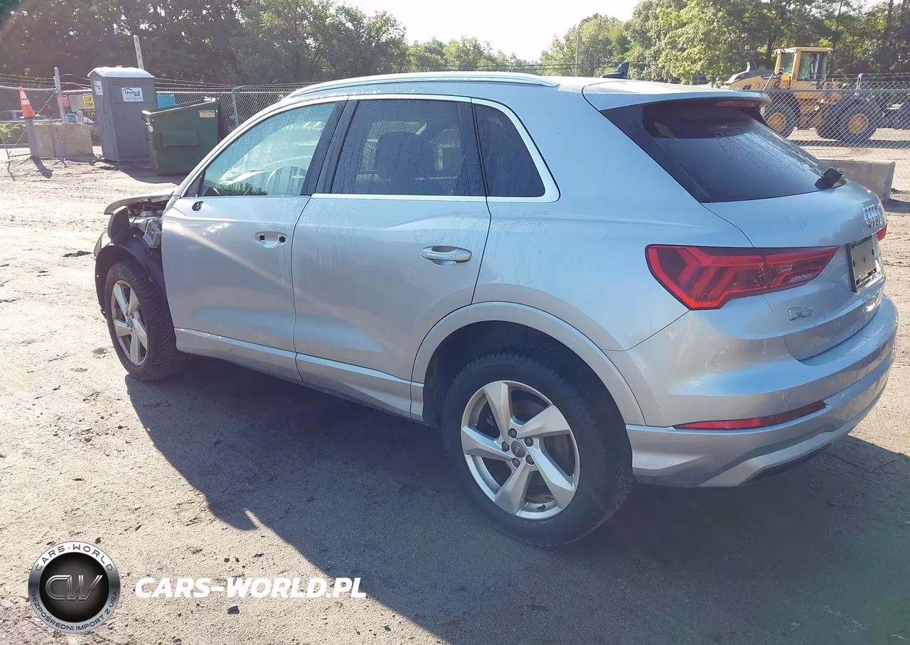 2020 Audi Q3 Premium Plus 45 Tfsi Quattro Tiptronic VIN:WA1BECF34L1072017 - 3