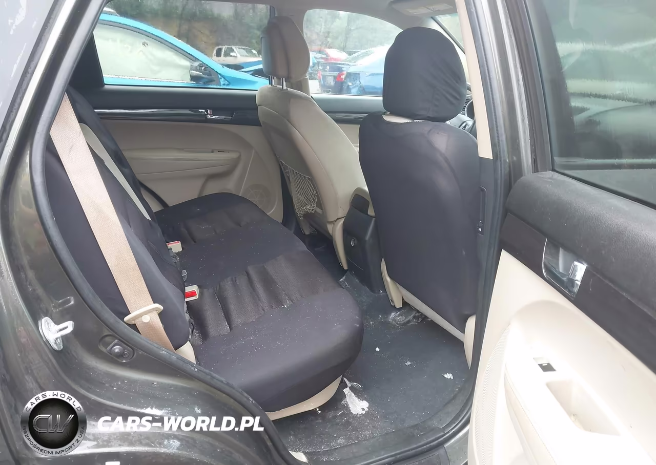 2012 Kia Sorento Lx V6 VIN:5XYKTDA22CG200061 - 8