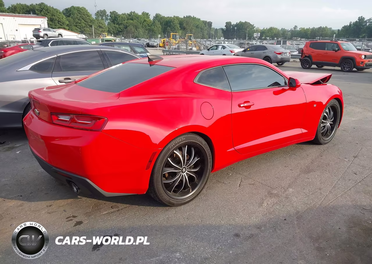 2018 Chevrolet Camaro 1Lt VIN:1G1FB1RS2J0174693 - 4