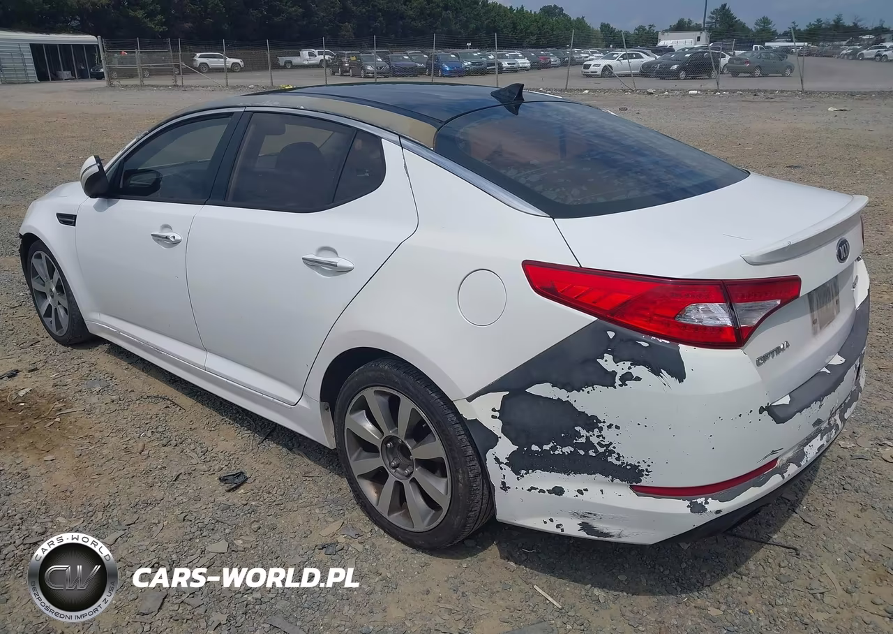 2013 Kia Optima Sx VIN:5XXGR4A61DG130310 - 3
