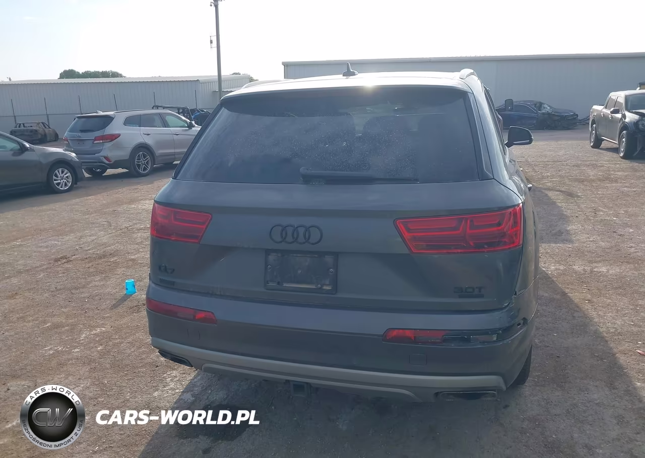 2018 Audi Q7 3.0T Premium VIN:WA1VAAF71JD045269 - 16
