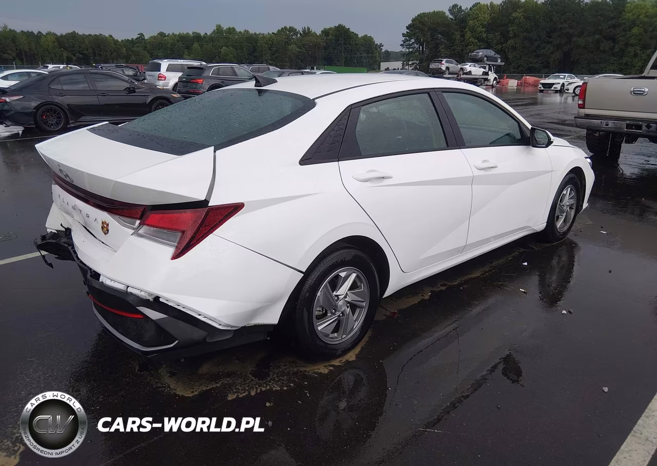 2026 Hyundai Elantra Se VIN:KMHLL4DG0TU186828 - 4
