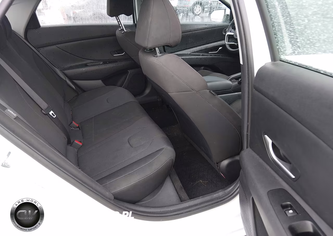 2026 Hyundai Elantra Se VIN:KMHLL4DG0TU186828 - 8