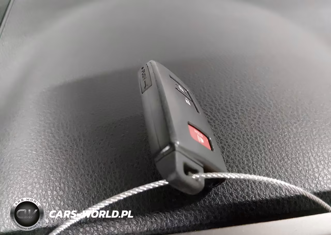 2017 Toyota Rav4 Hybrid Xle VIN:JTMRJREV7HD130441 - 11