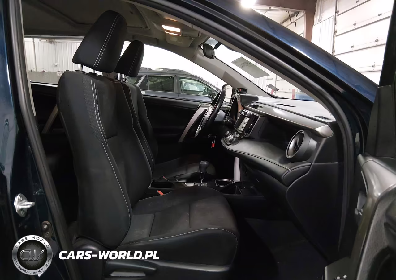2017 Toyota Rav4 Hybrid Xle VIN:JTMRJREV7HD130441 - 5