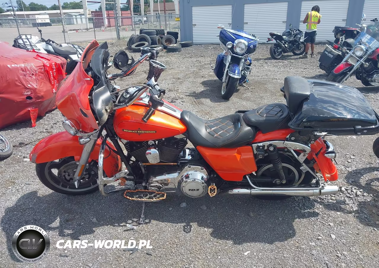 2012 Harley-Davidson Flhx Street Glide VIN:1HD1KBM13CB645603 - 12