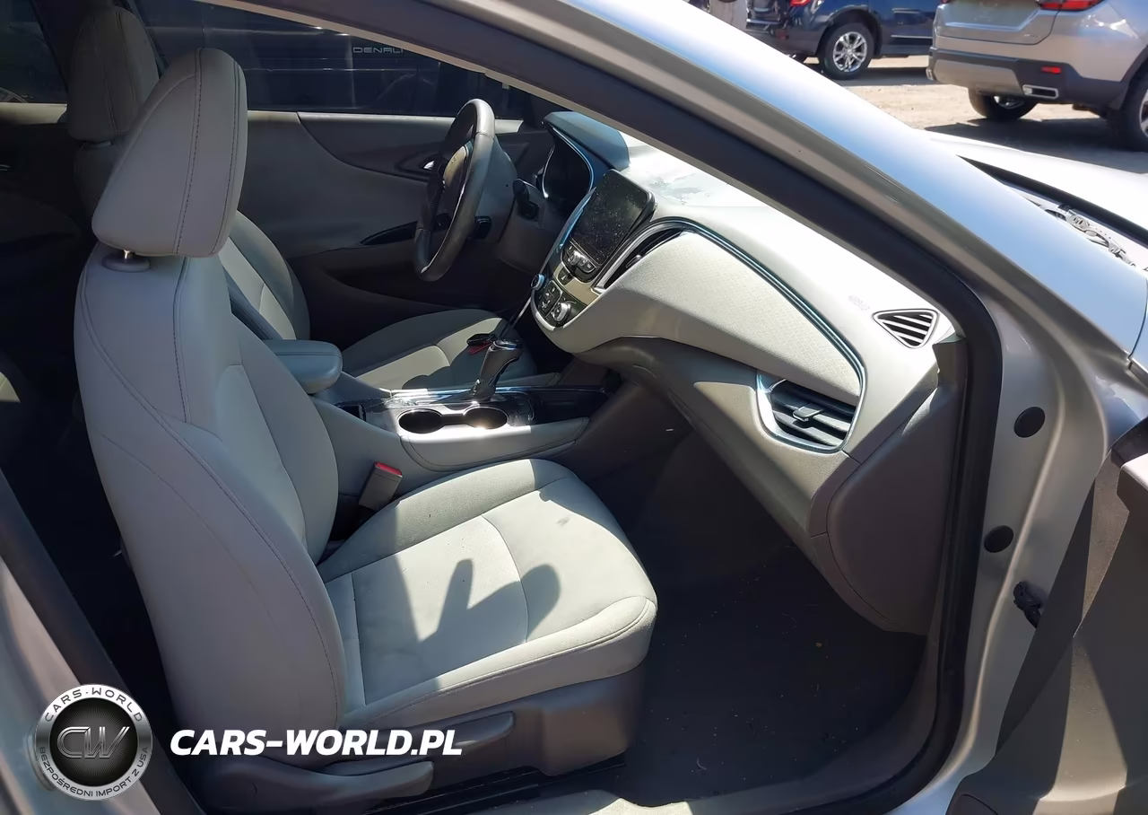 2018 Chevrolet Malibu Lt VIN:1G1ZD5ST4JF142066 - 5