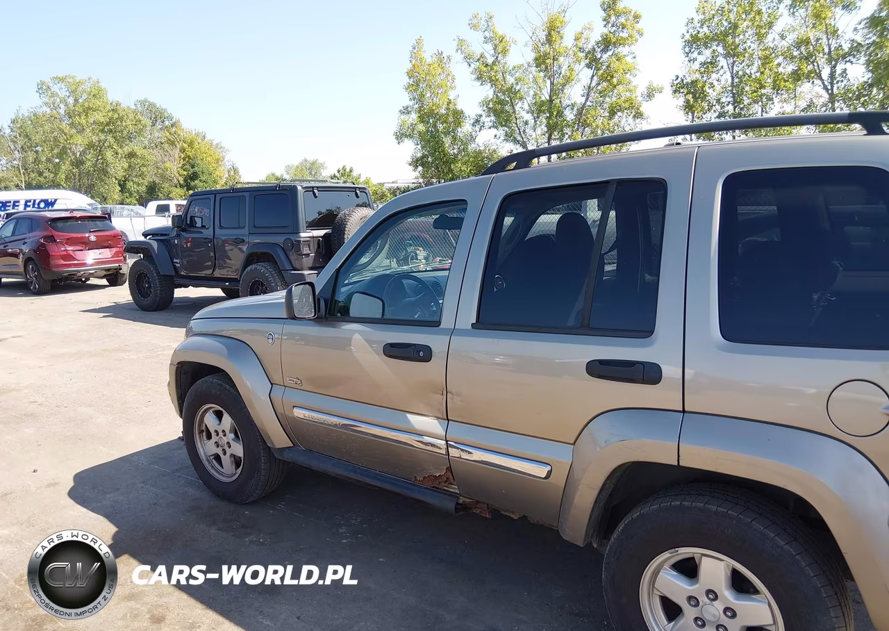 2006 Jeep Liberty Sport VIN:1J4GL48K56W227252 - 14