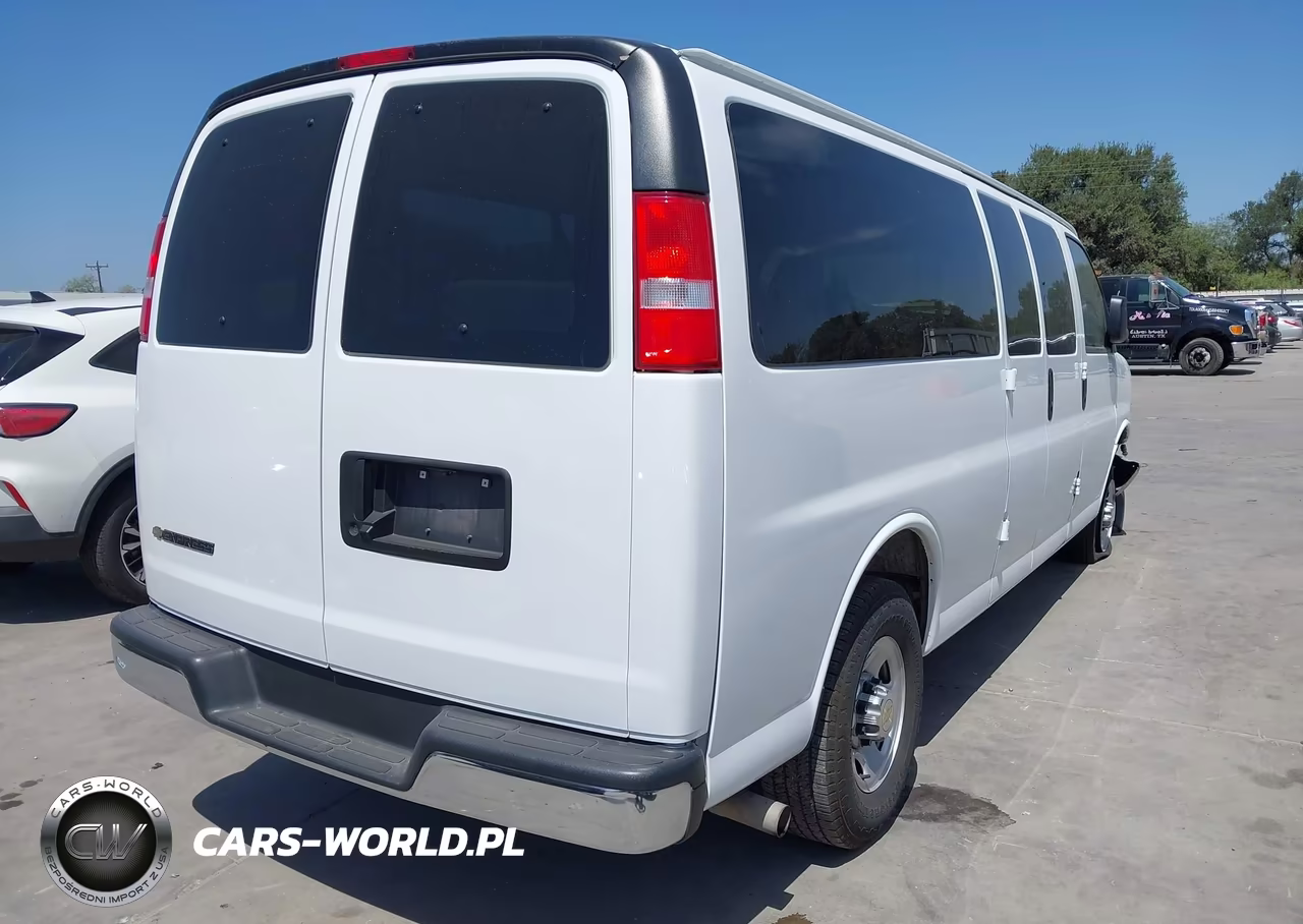 2025 Chevrolet Express Passenger Rwd 3500 Extended Wheelbase Lt VIN:1GAZGPF70S1150342 - 4