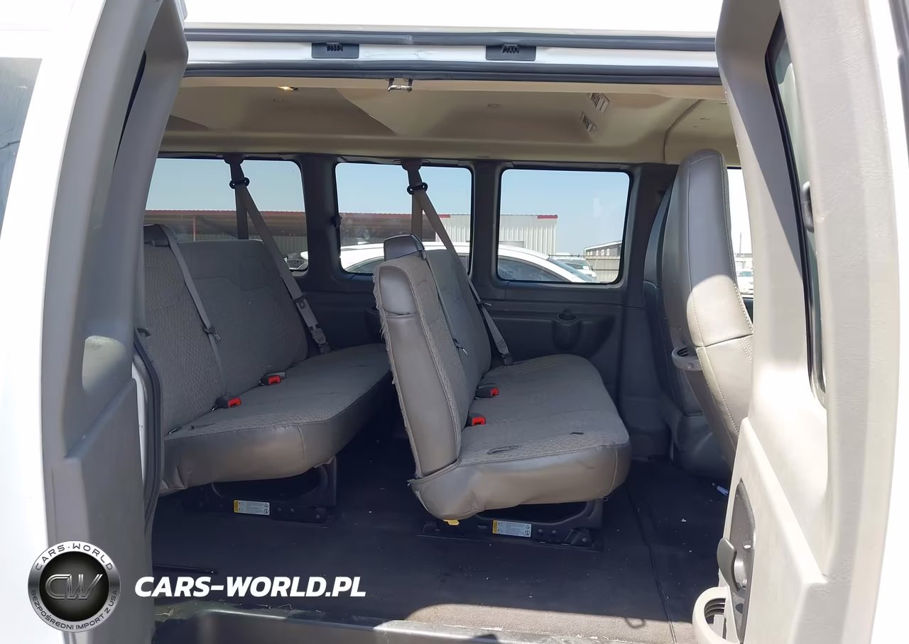 2025 Chevrolet Express Passenger Rwd 3500 Extended Wheelbase Lt VIN:1GAZGPF70S1150342 - 8