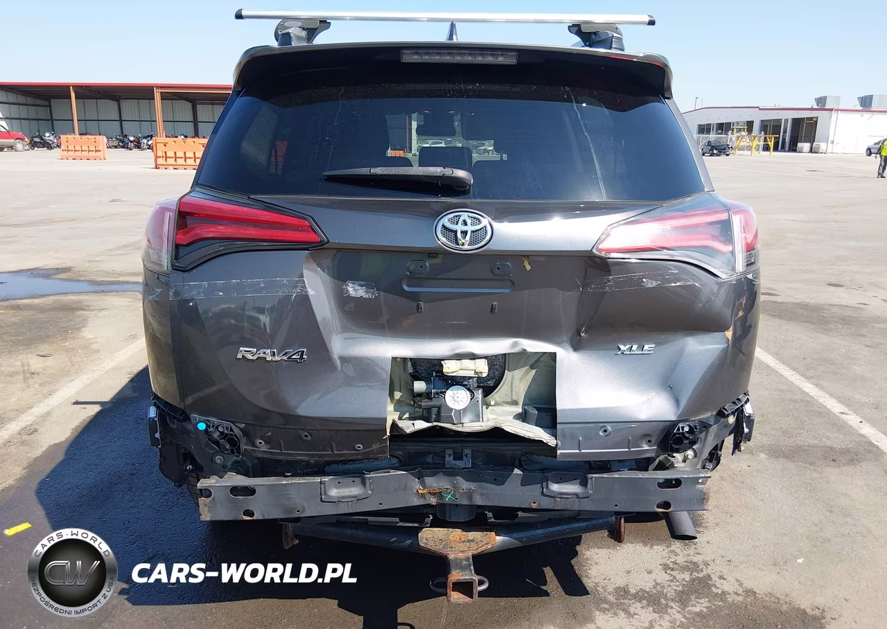 2018 Toyota Rav4 Xle VIN:2T3WFREV5JW490742 - 6