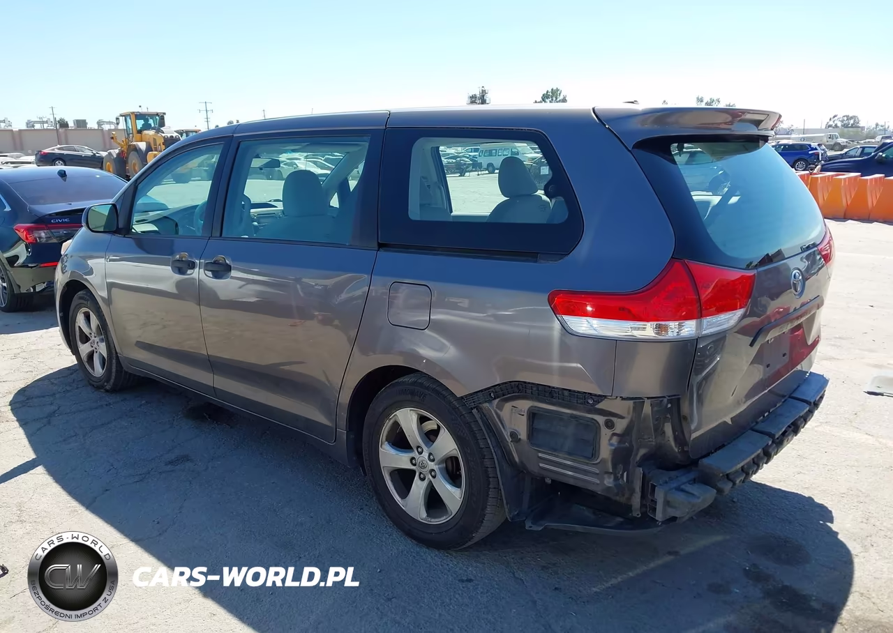 2013 Toyota Sienna L V6 7 Passenger VIN:5TDZK3DC5DS305133 - 3