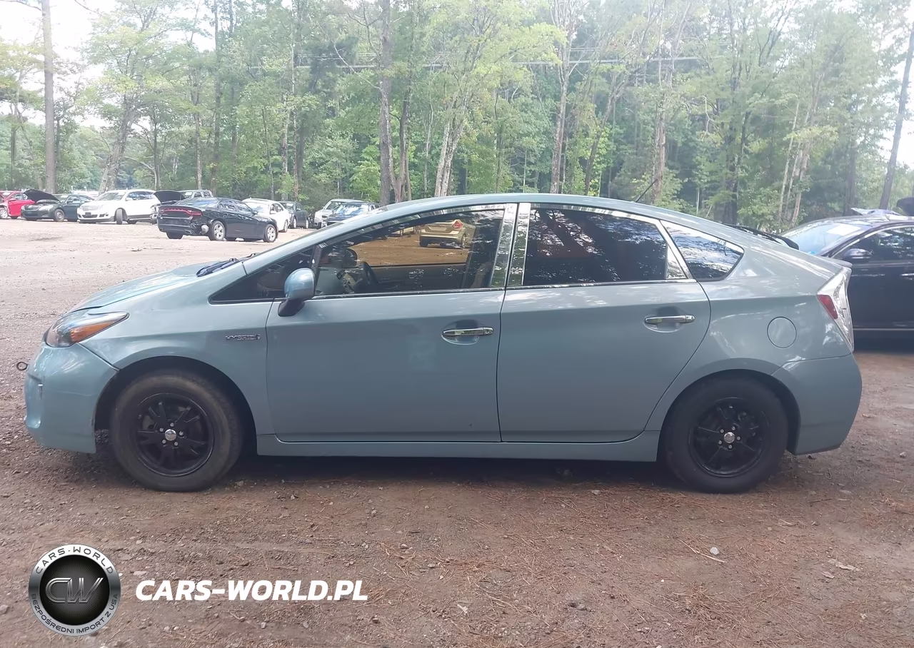 2012 Toyota Prius Two VIN:JTDKN3DU2C1539971 - 14