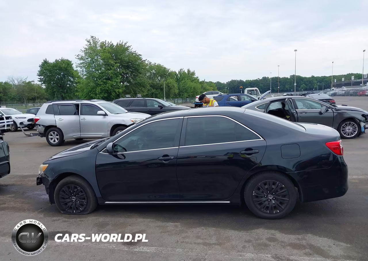 2012 Toyota Camry Le VIN:4T4BF1FK3CR220950 - 14