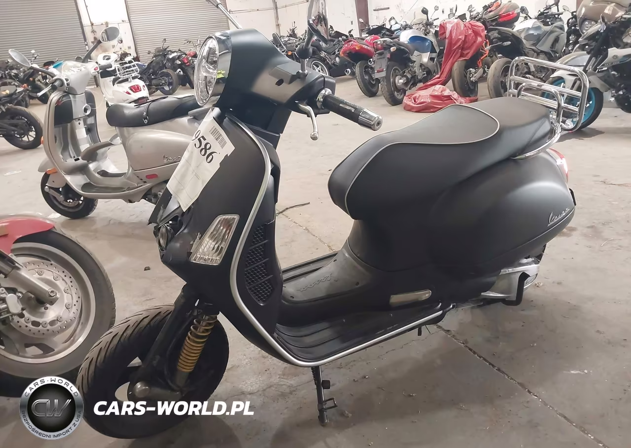 2021 Vespa Gts 300 VIN:ZAPMA39M9M5202204 - 2