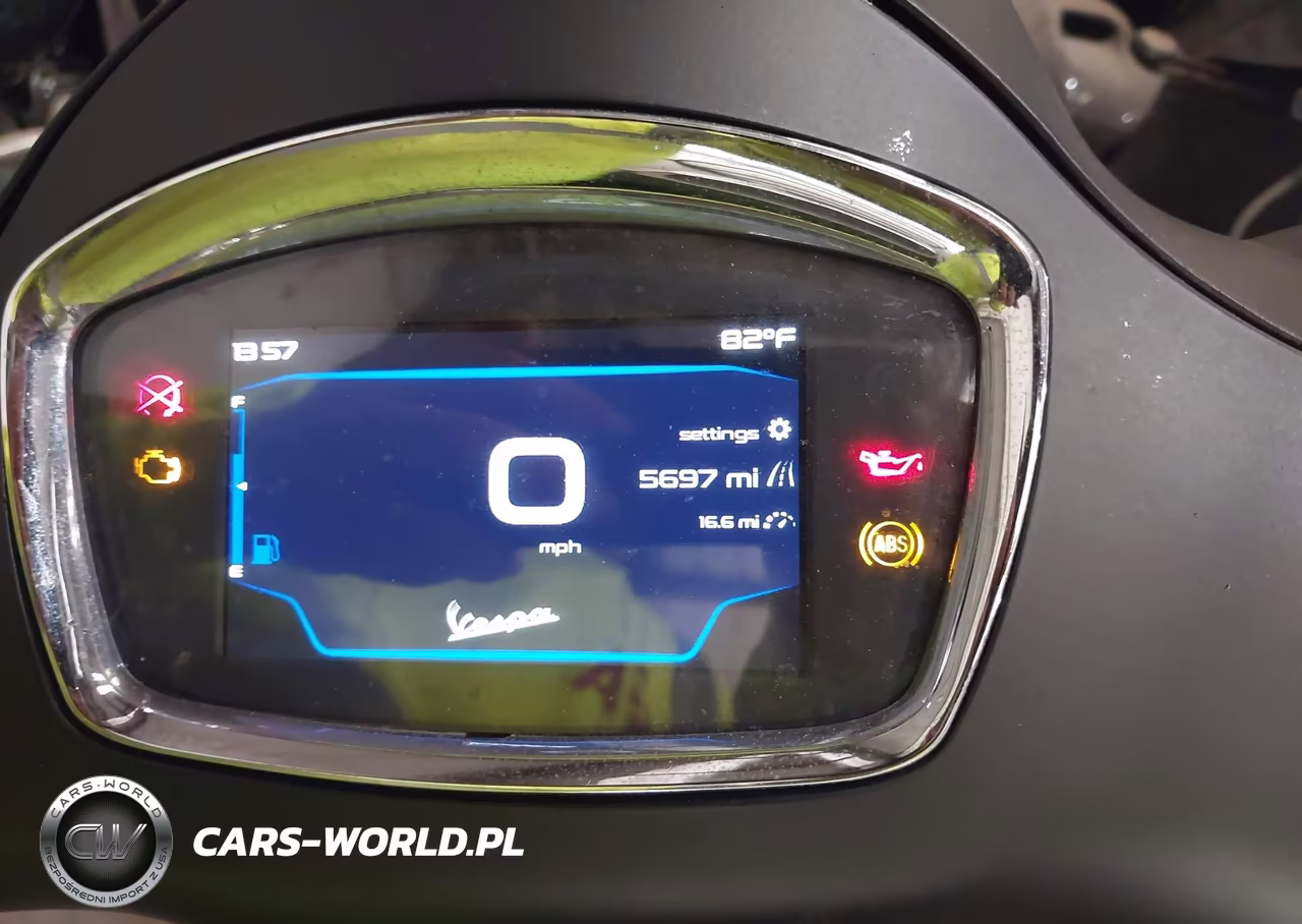 2021 Vespa Gts 300 VIN:ZAPMA39M9M5202204 - 7