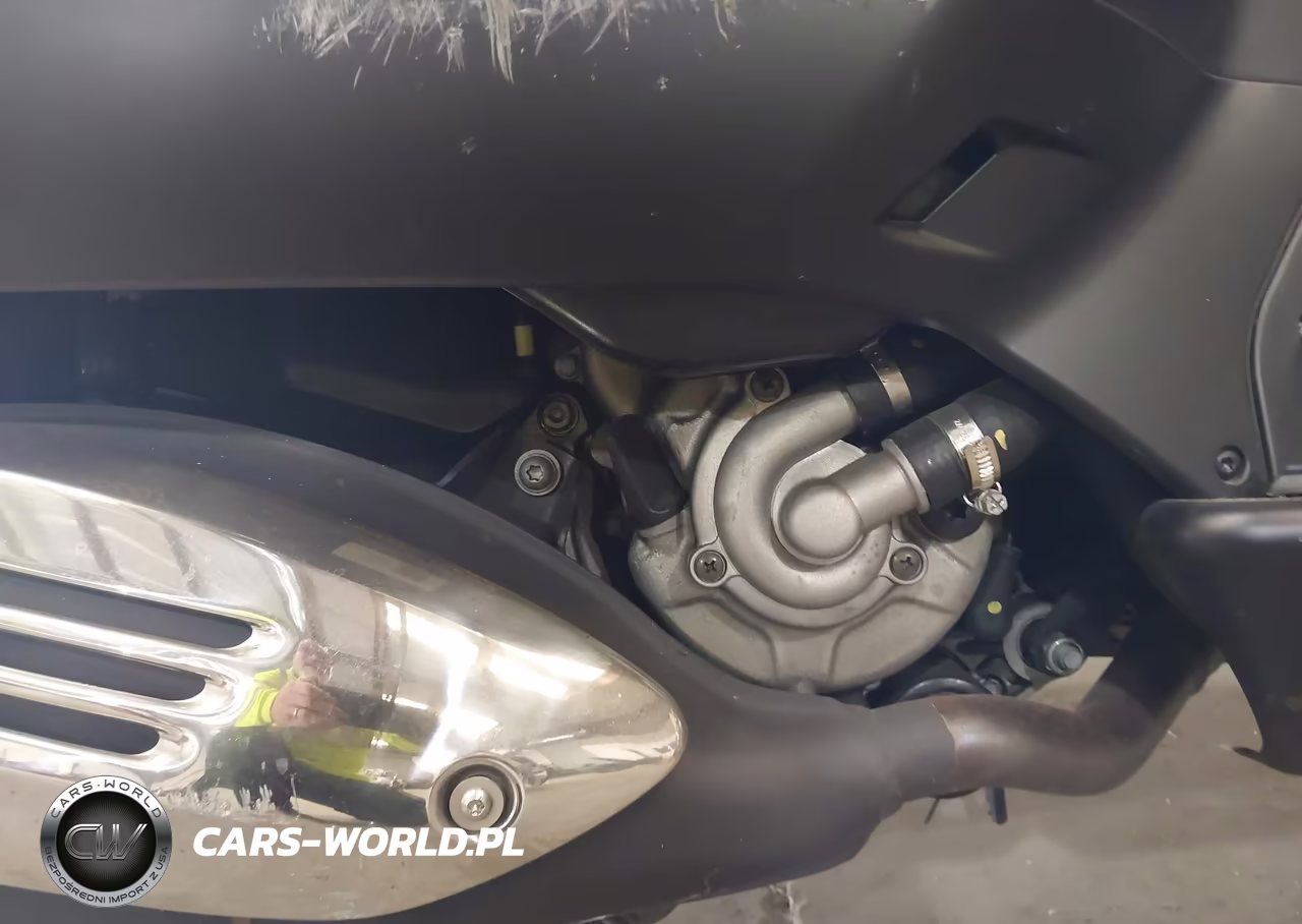 2021 Vespa Gts 300 VIN:ZAPMA39M9M5202204 - 8