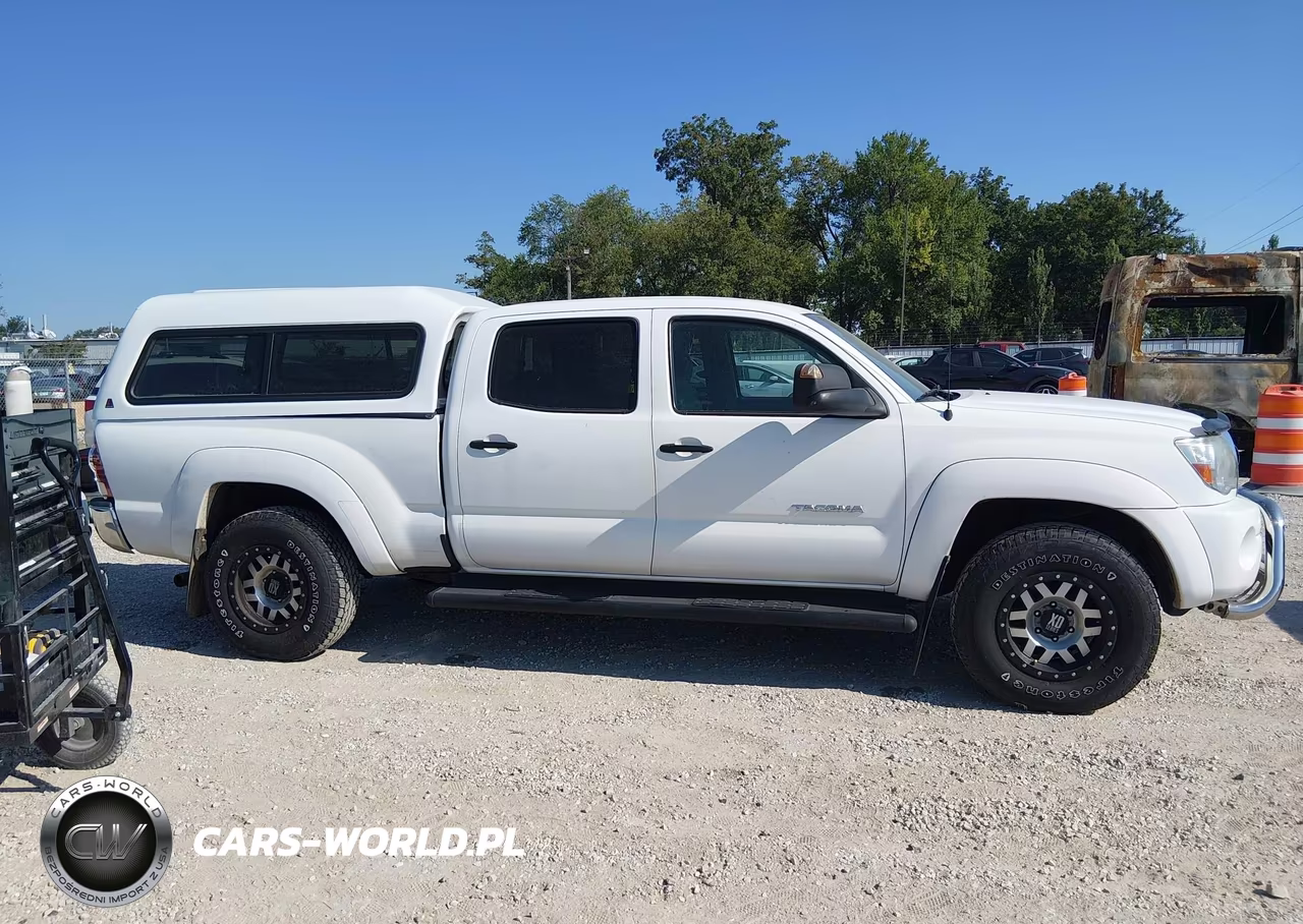 2010 Toyota Tacoma Base V6 VIN:3TMMU4FN5AM018590 - 14