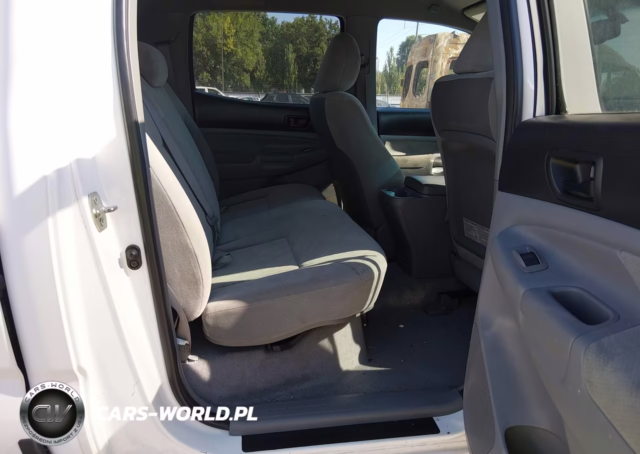 2010 Toyota Tacoma Base V6 VIN:3TMMU4FN5AM018590 - 8