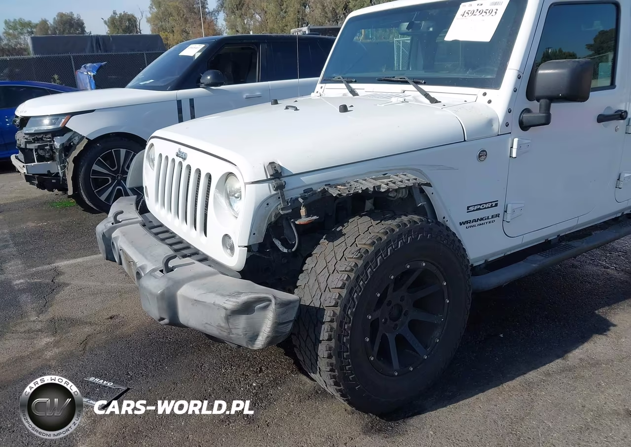 2016 Jeep Wrangler Unlimited Sport VIN:1C4HJWDG5GL113672 - 6