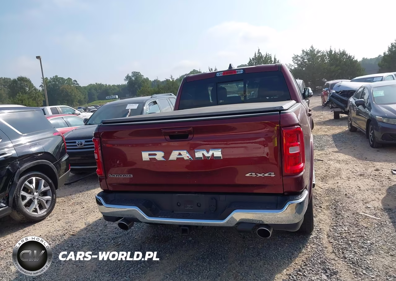 2025 Ram 1500 Laramie 4X4 5'7 Box VIN:1C6SRFJP0SN599265 - 16
