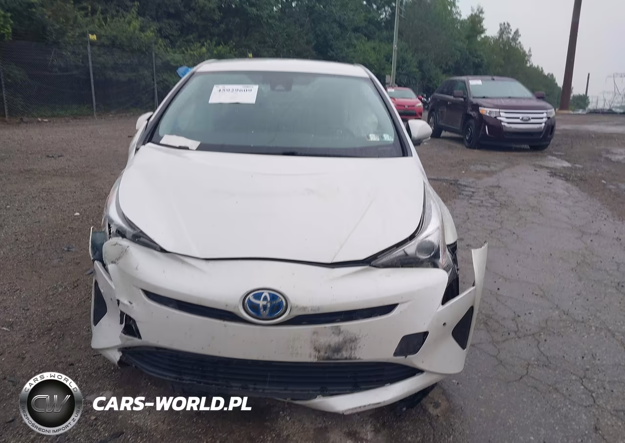 2017 Toyota Prius Three VIN:JTDKARFUXH3044019 - 13