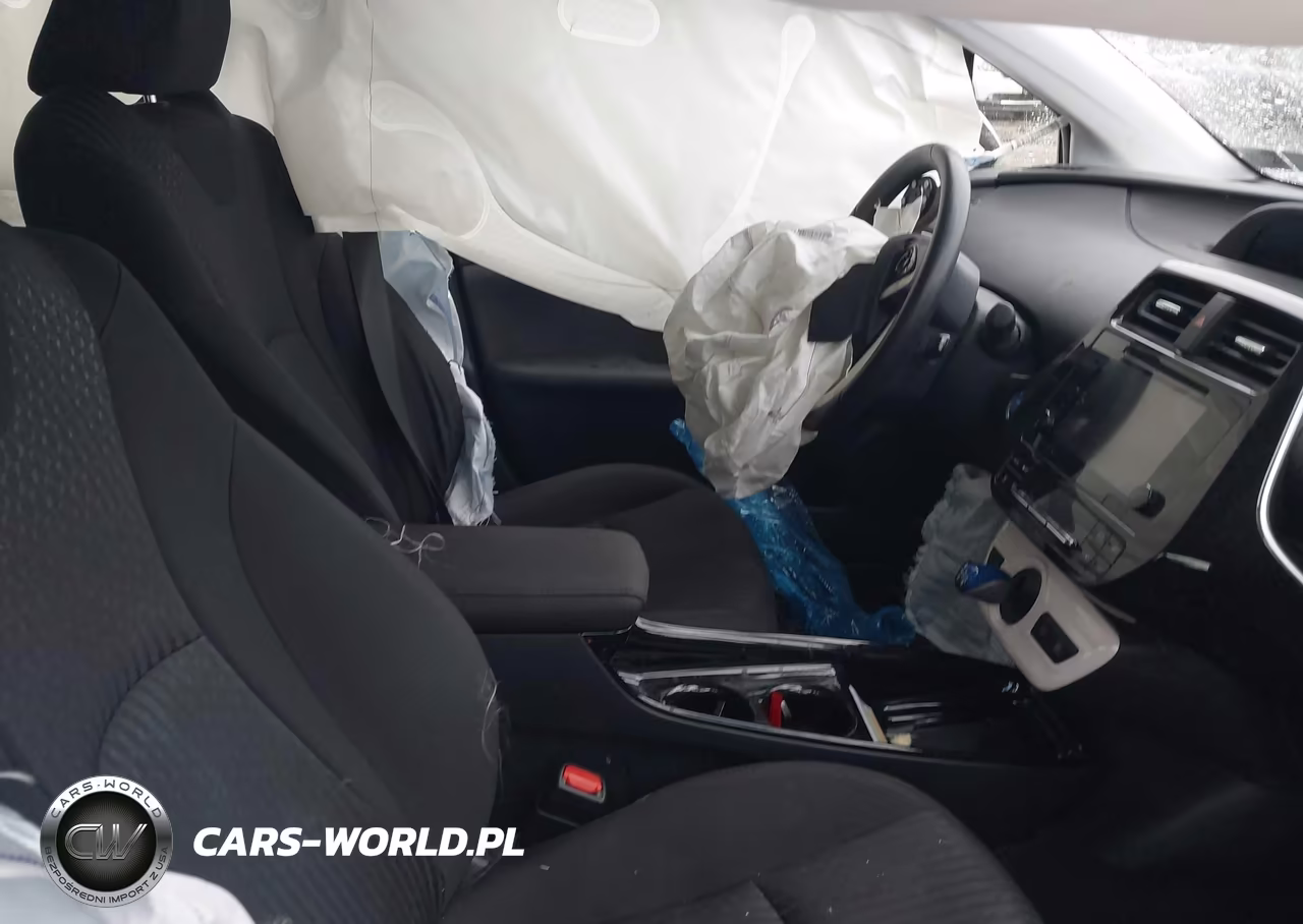 2017 Toyota Prius Three VIN:JTDKARFUXH3044019 - 5