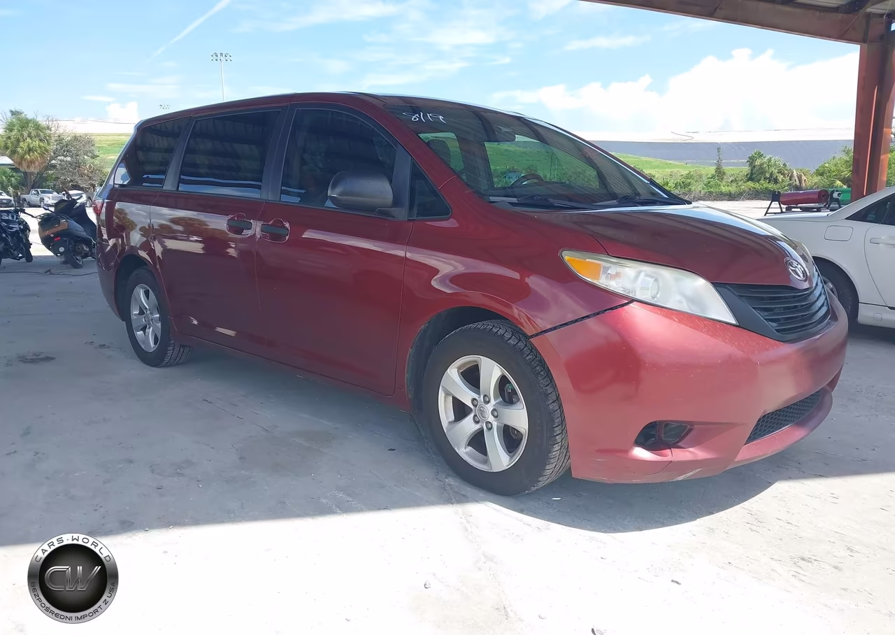 2016 Toyota Sienna L 7 Passenger