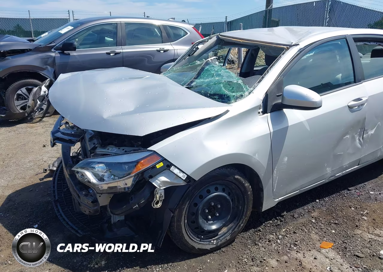 2015 Toyota Corolla Le VIN:2T1BURHE0FC324548 - 19