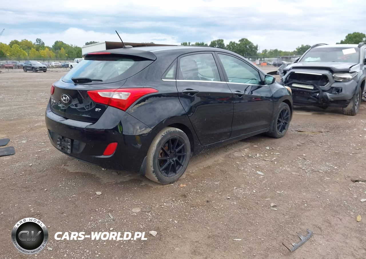 2016 Hyundai Elantra Gt VIN:KMHD35LH5GU263834 - 4