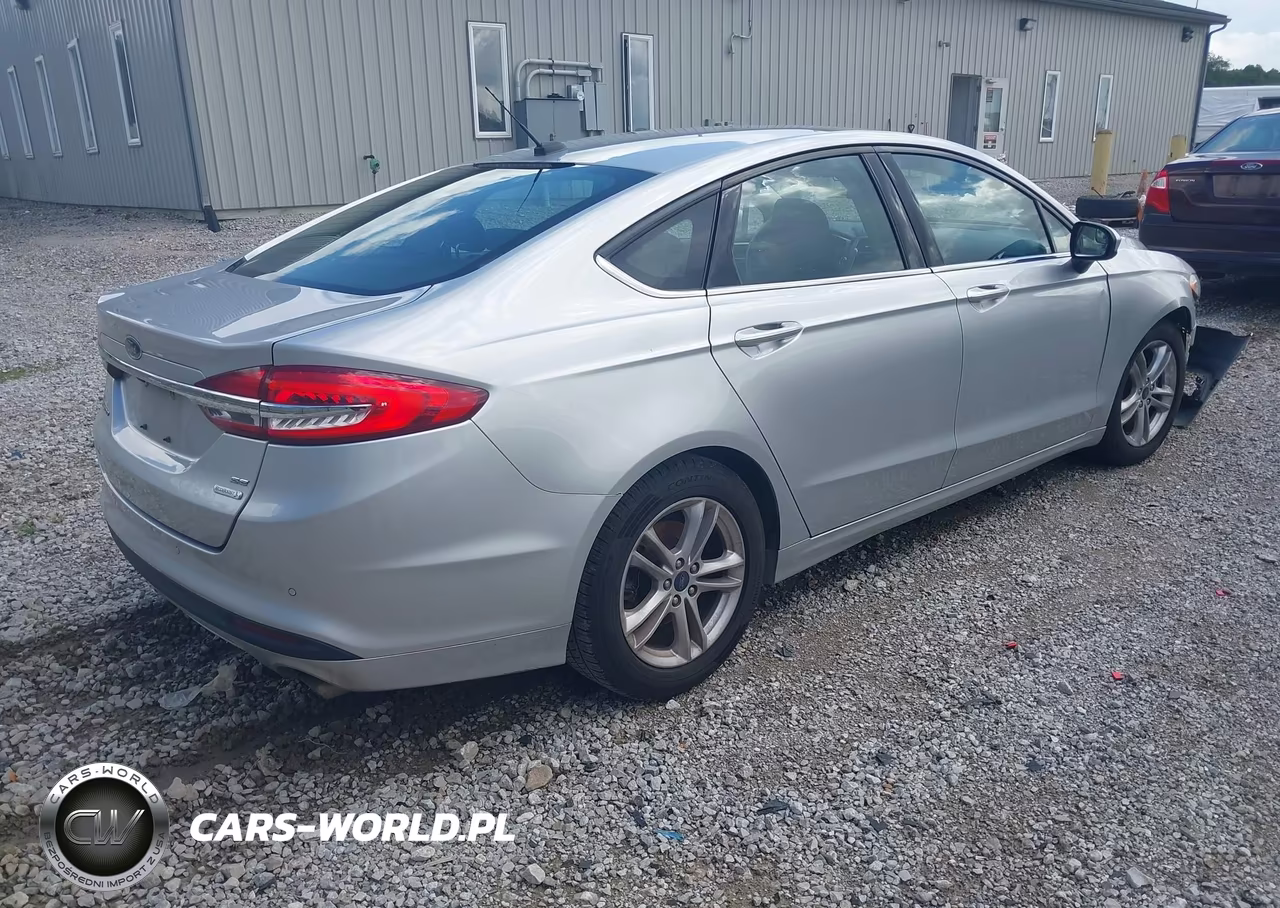 2018 Ford Fusion Se VIN:3FA6P0HD8JR135120 - 4