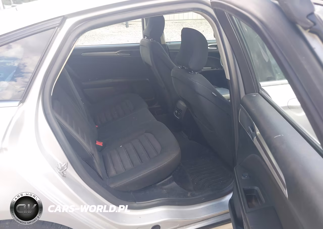 2018 Ford Fusion Se VIN:3FA6P0HD8JR135120 - 8